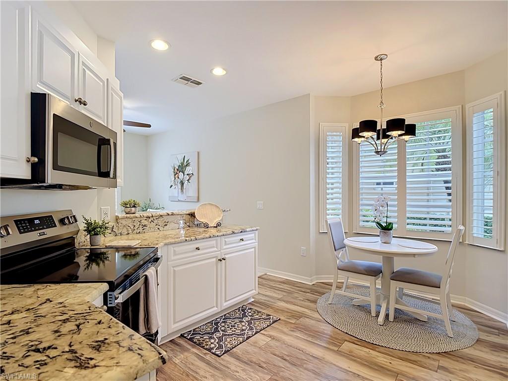 20071 Seagrove ST 1001 photo 15