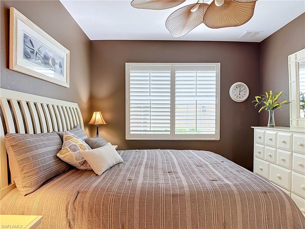 20071 Seagrove ST 1001 photo 29