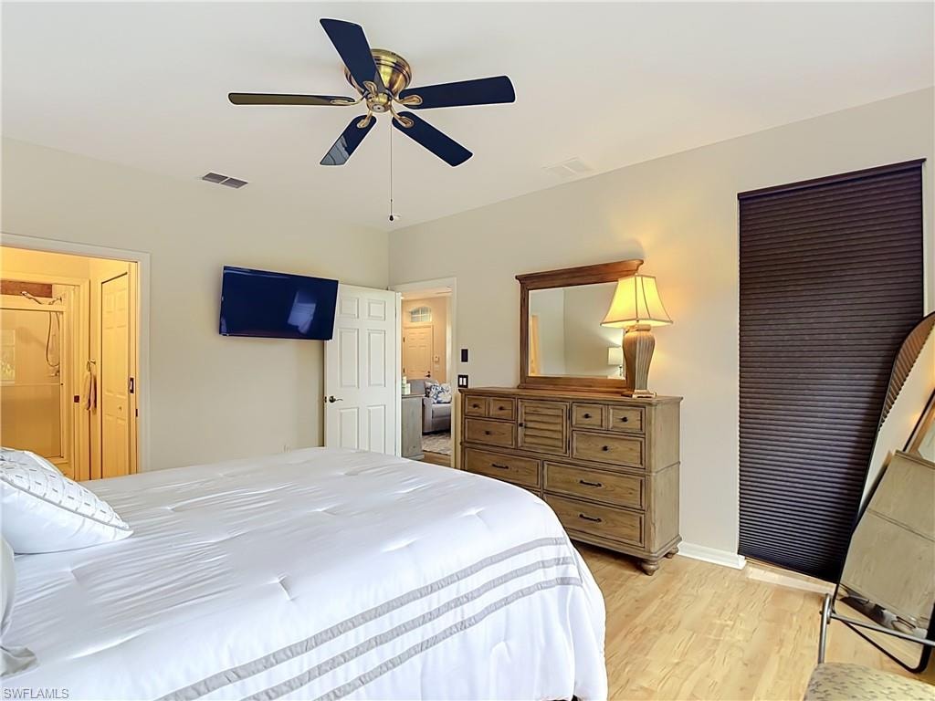20071 Seagrove ST 1001 photo 25