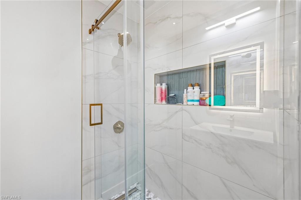 18010 San Carlos BLVD 33 photo 16