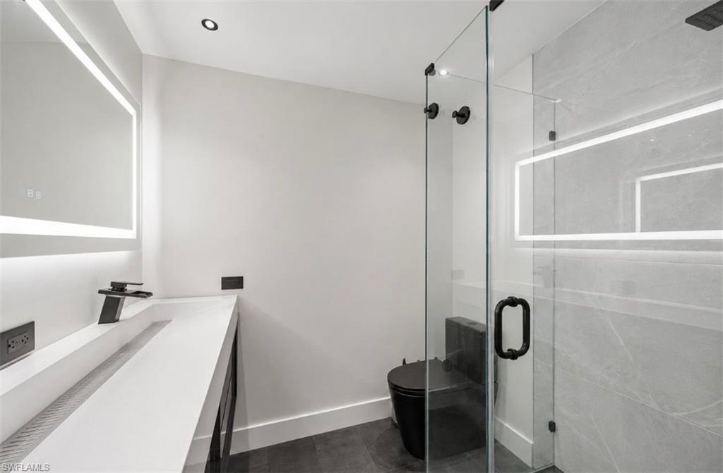 18010 San Carlos BLVD 33 photo 21