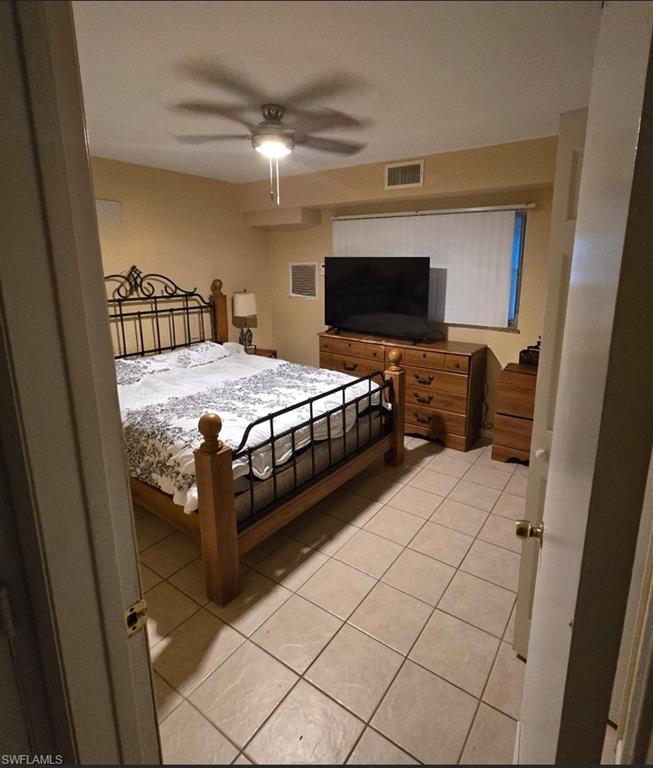 4901 Victoria DR 205 photo 9