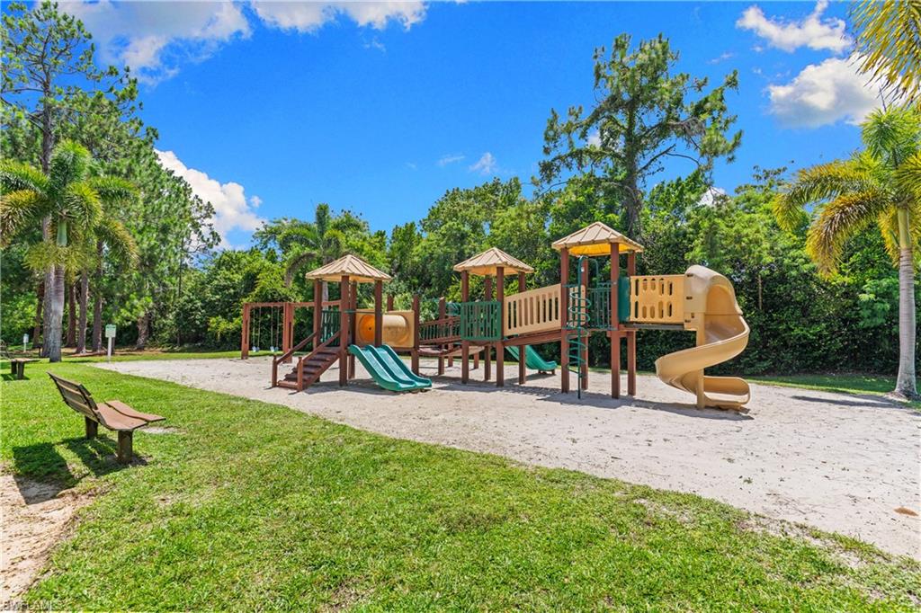 8225 Ibis Club DR 204 photo 32