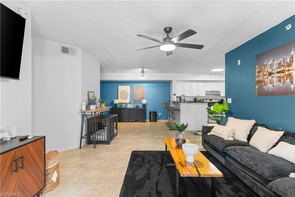 8225 Ibis Club DR 204