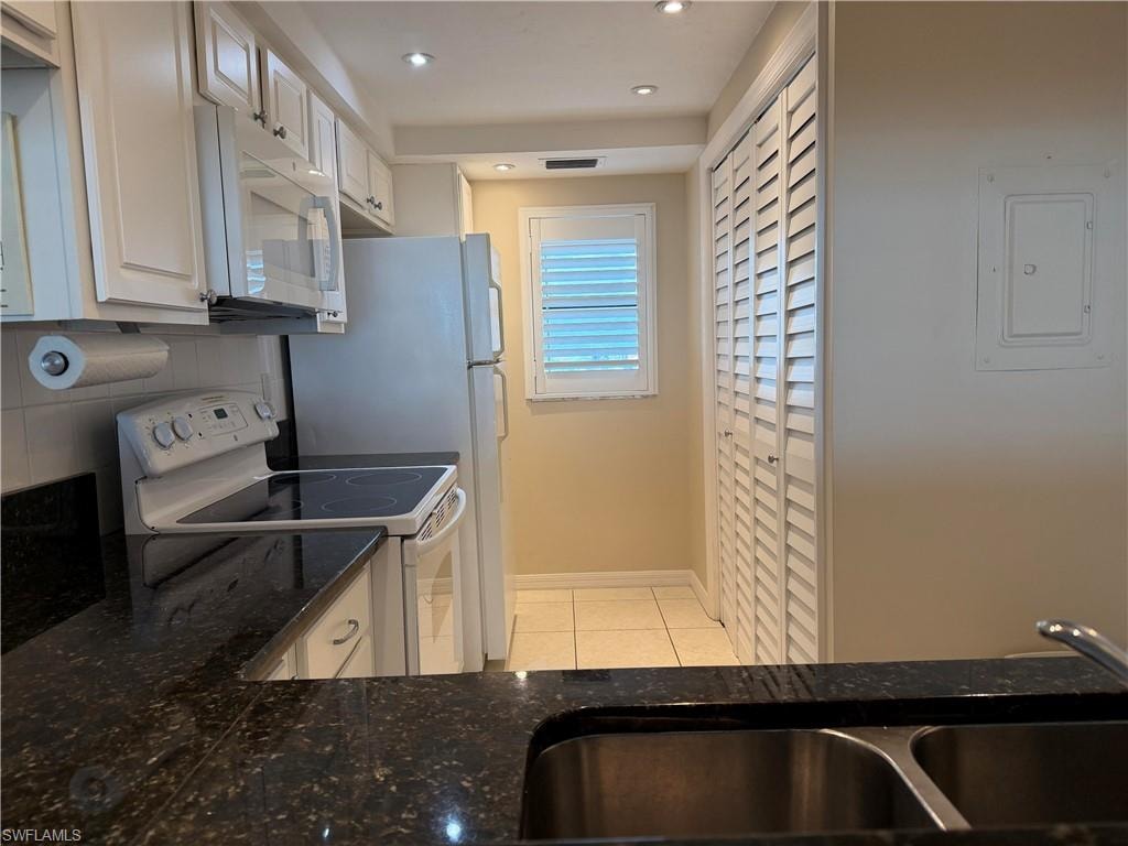 6400 Estero BLVD 403 photo 10
