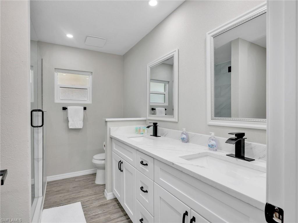 195 Hibiscus DR photo 17