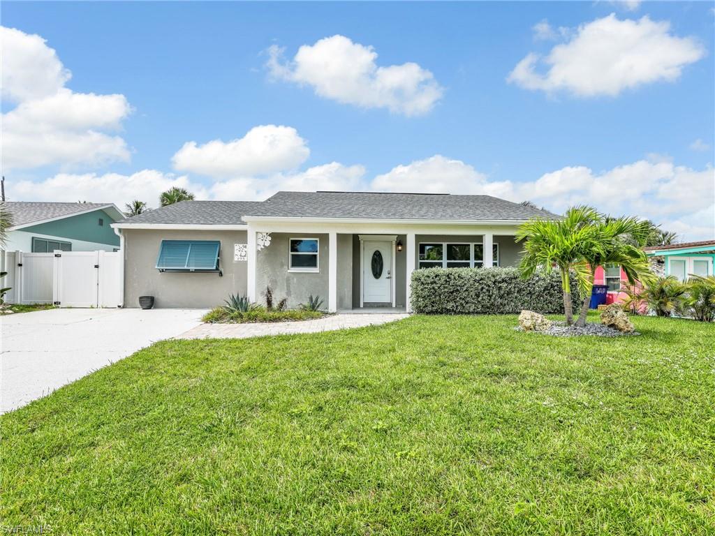 195 Hibiscus DR