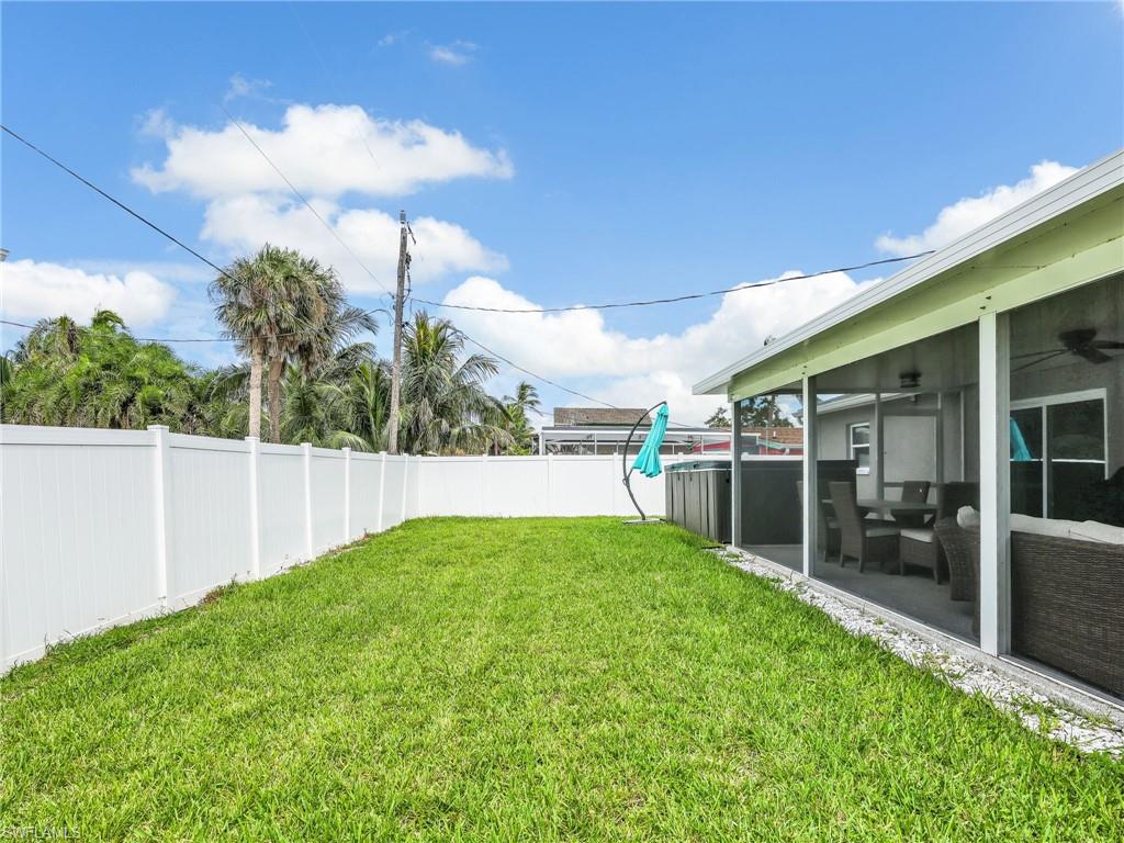 195 Hibiscus DR photo 31