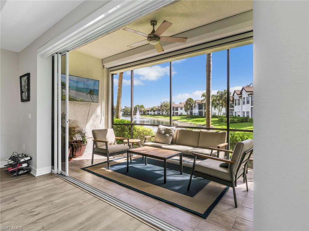 The Sliders to the lanai fully pocket for true ndoor/outdoor living
