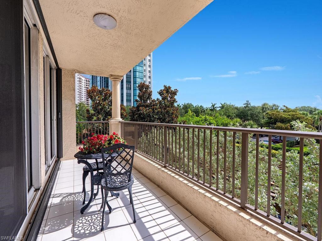 7425 Pelican Bay BLVD 206 photo 12