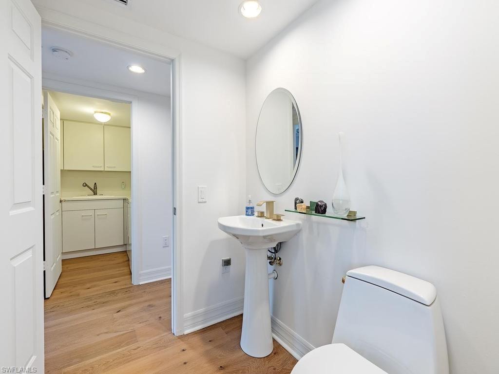 7425 Pelican Bay BLVD 206 photo 10
