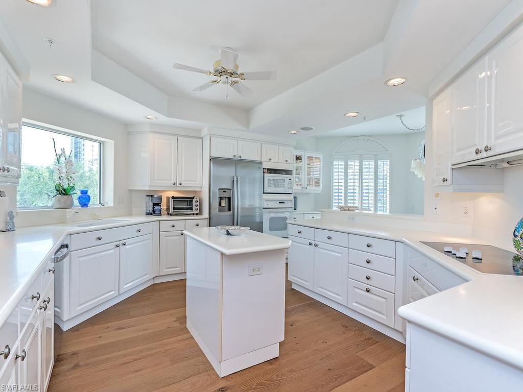 7425 Pelican Bay BLVD 206