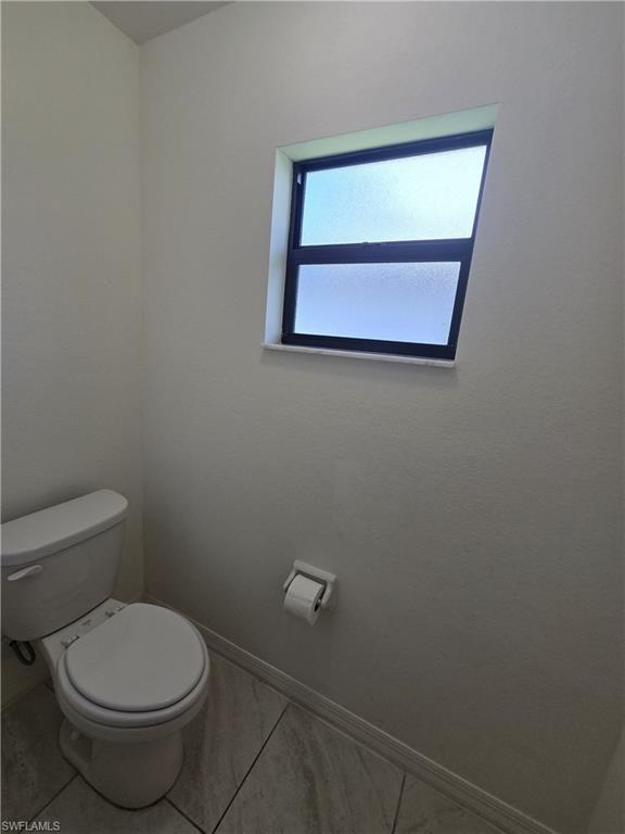 329 SW 21st LN photo 36
