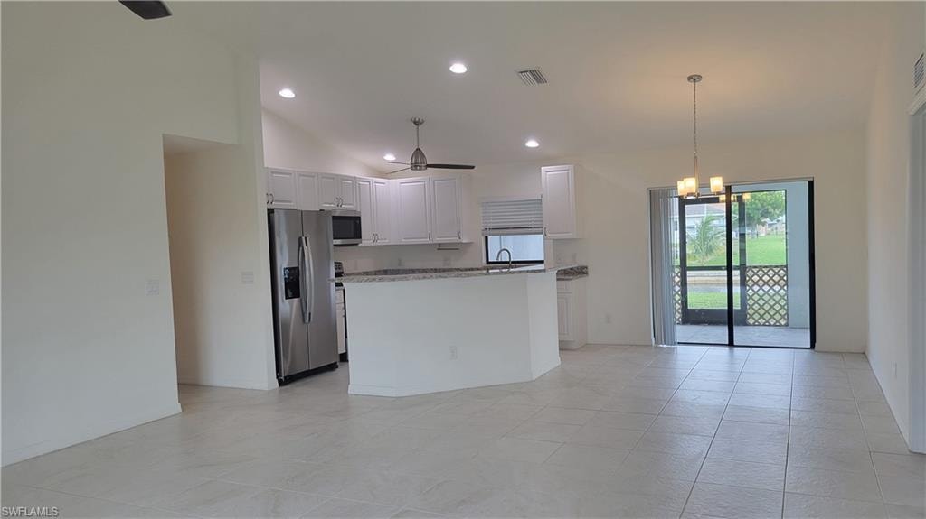 329 SW 21st LN photo 9