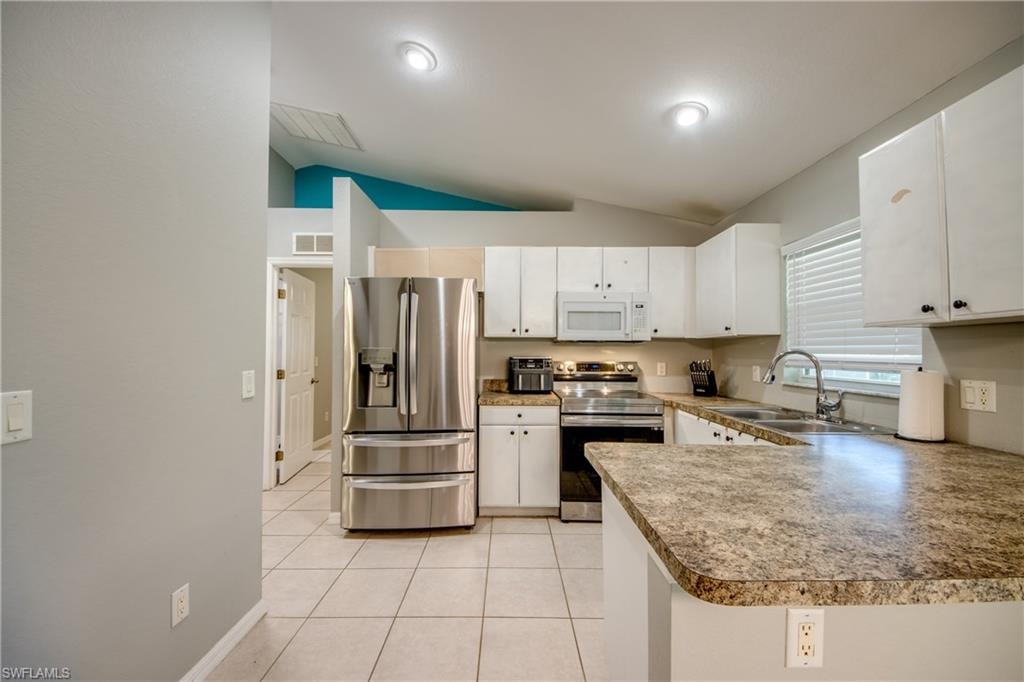 3227 Santa Barbara BLVD photo 18
