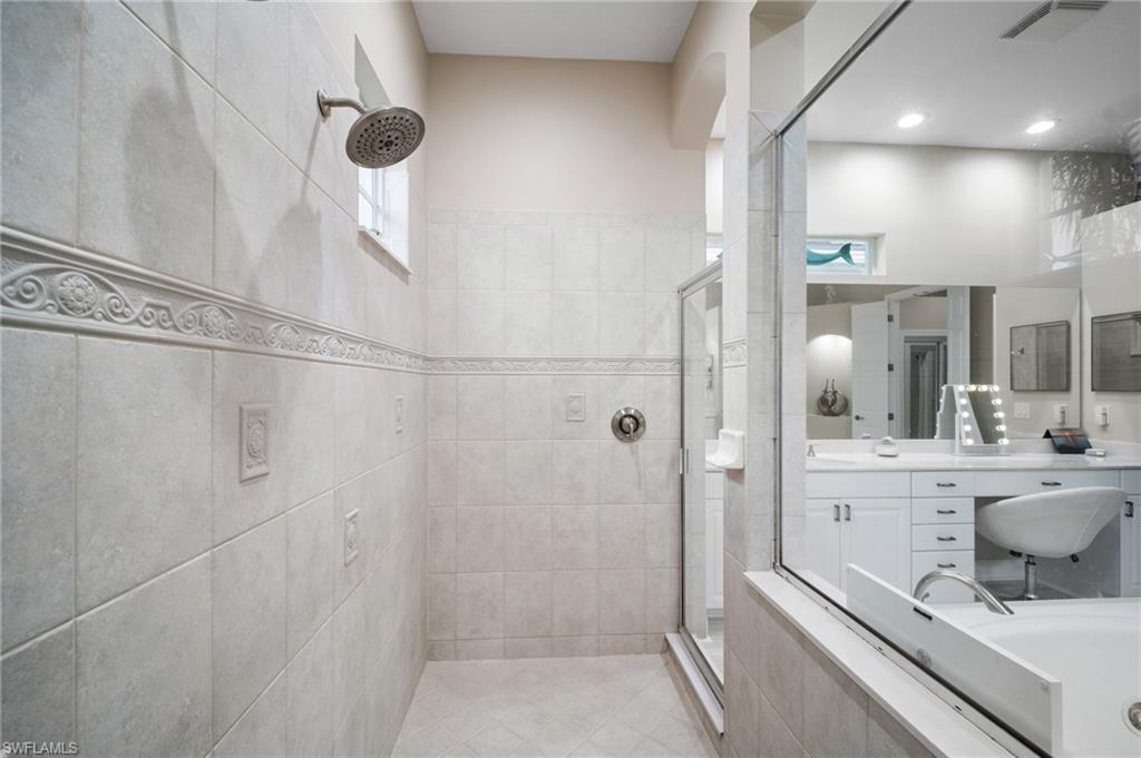 9042 Bronco CT photo 20