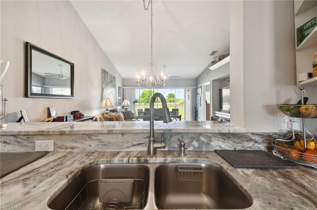 9165 Michael CIR 1002 photo 12