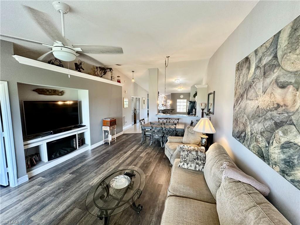9165 Michael CIR 1002 photo 18