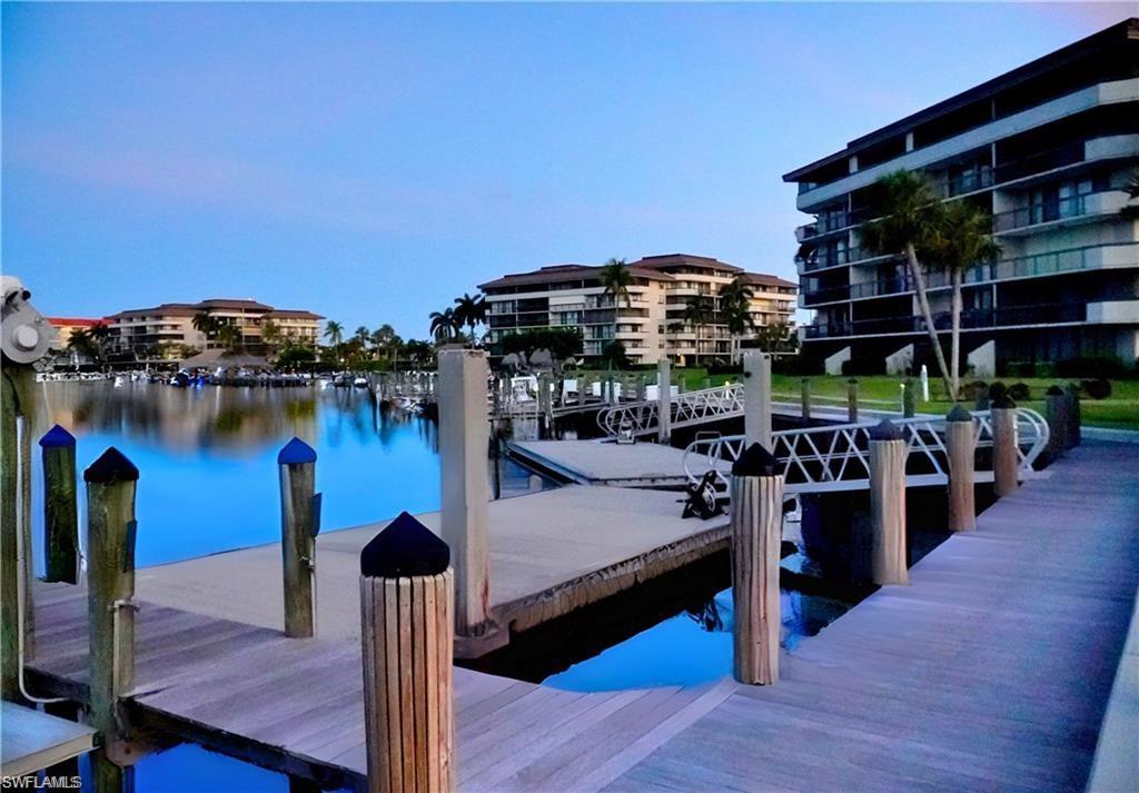 320 Seaview CT 608 photo 28