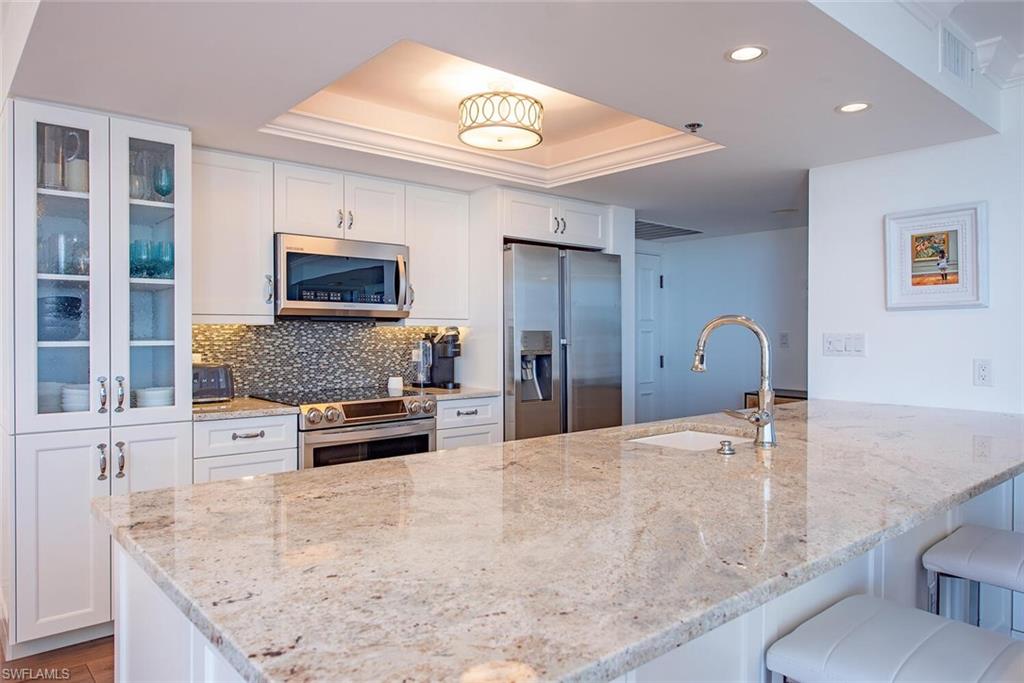6585 Nicholas BLVD 1102 photo 6