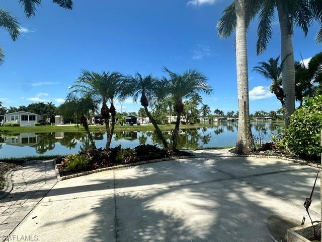 1311 Diamond Lake CIR