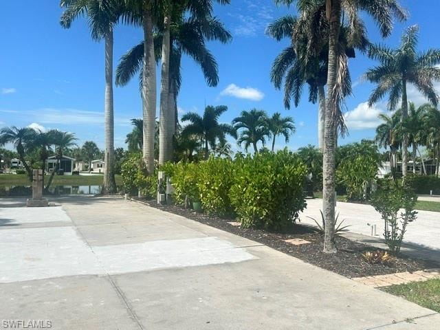 1311 Diamond Lake CIR