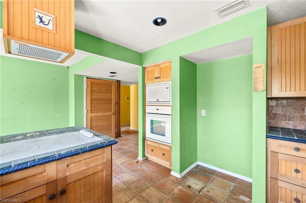 1866 Ardsley WAY photo 10