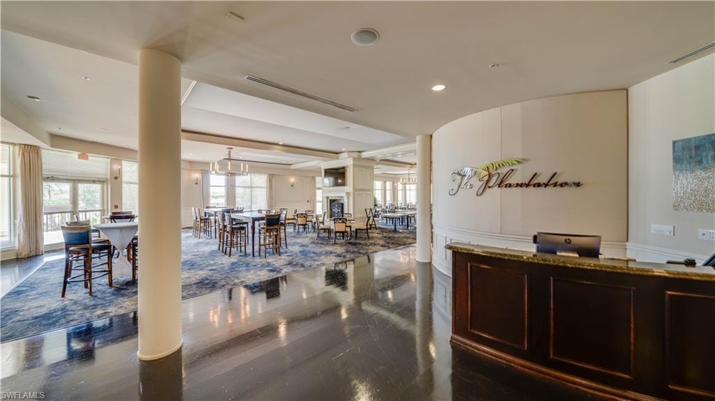Restaurant in Clubhouse