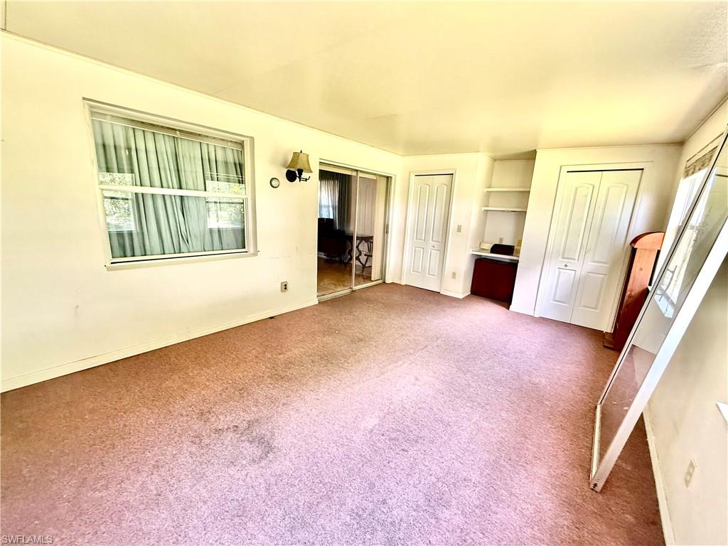217 Oaklawn CT photo 16