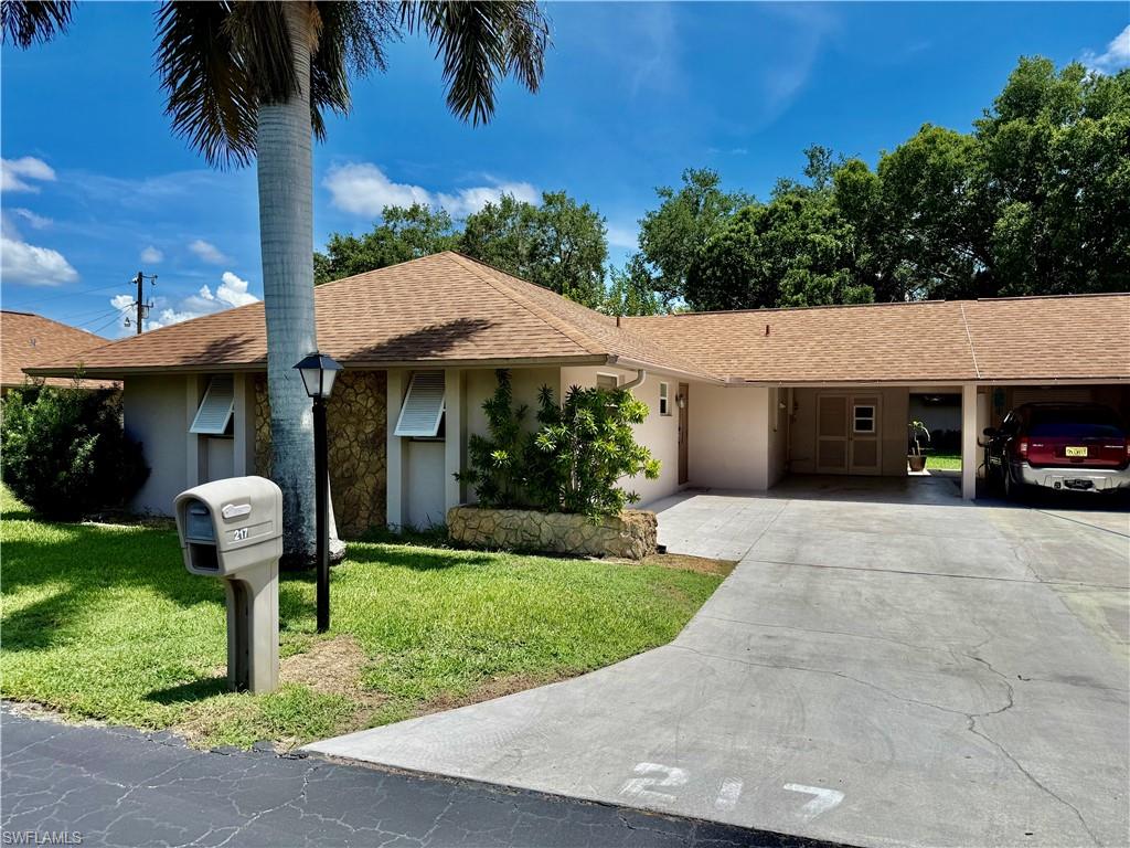 217 Oaklawn CT