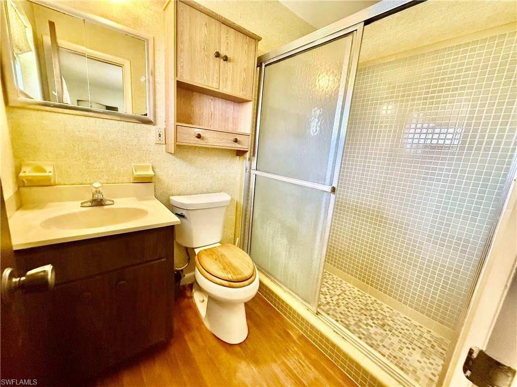 217 Oaklawn CT photo 19