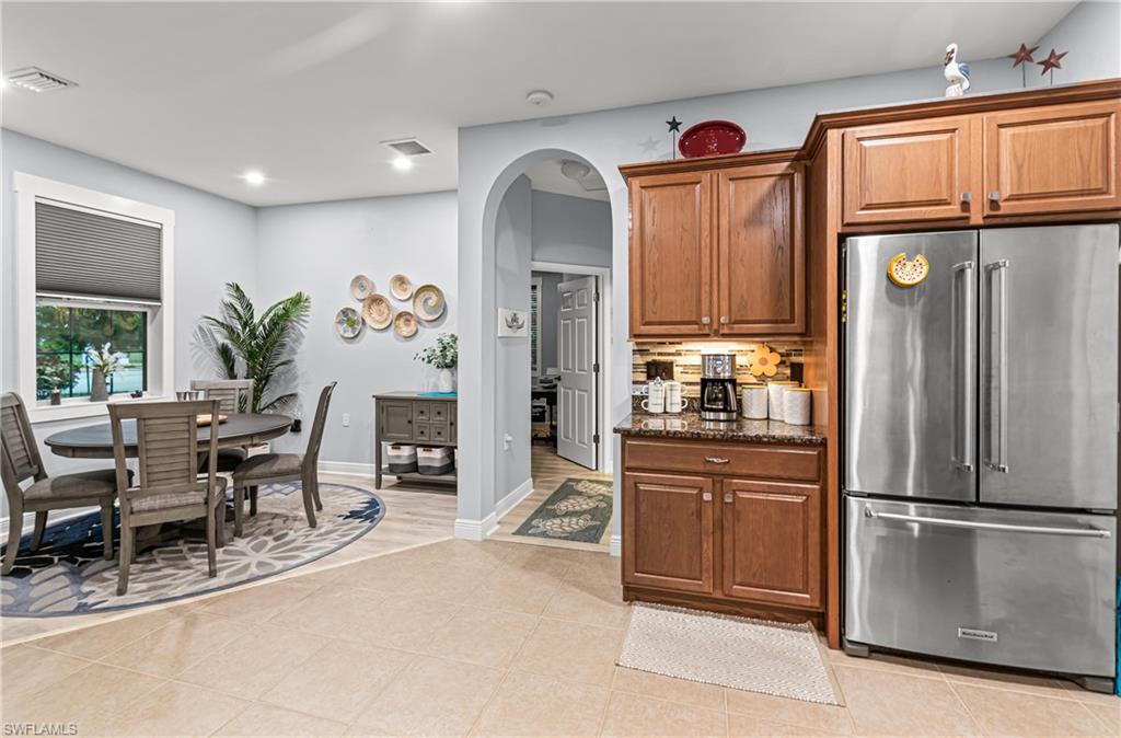 10695 Camarelle CIR photo 20