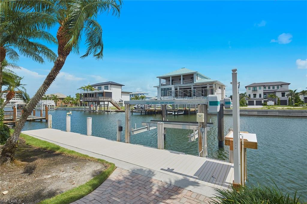 319 Lagoon AVE photo 38