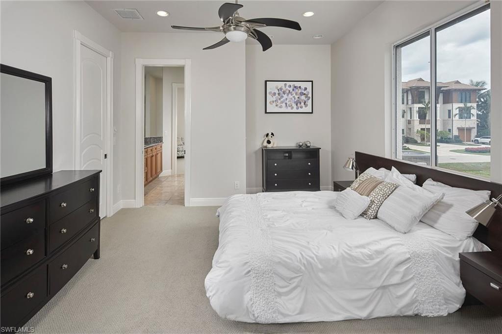 319 Lagoon AVE photo 25