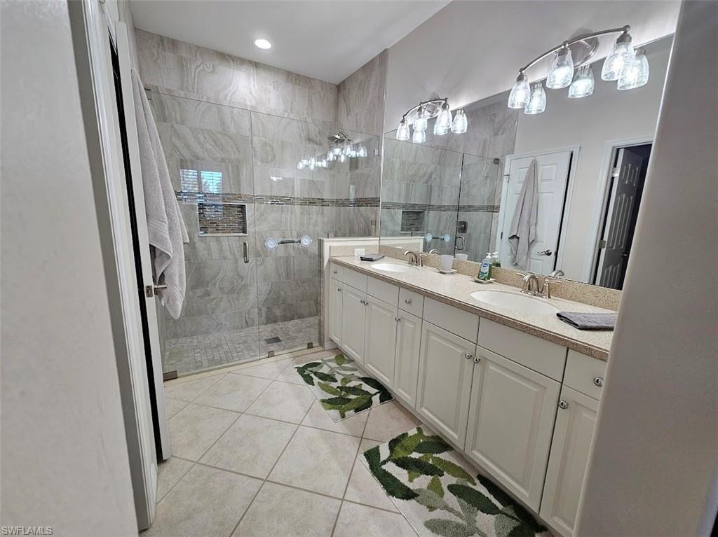 10518 Avila CIR photo 24