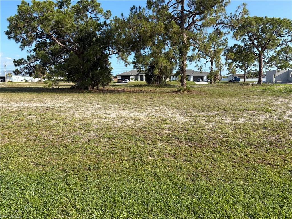 This property offers a peaceful neighborhood setting with quick access to shopping, dining, and major roadways.