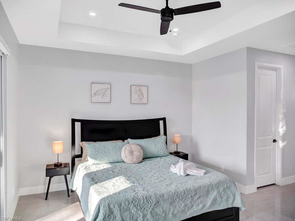 1002 NE 2nd PL photo 29