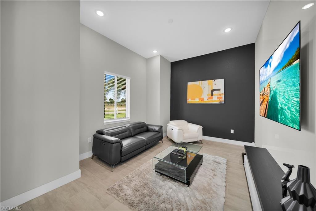 1425 SW 24th ST