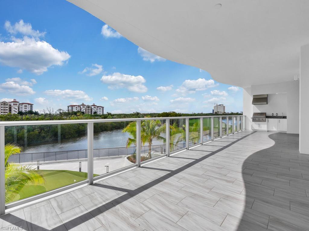 4810 Pelican Colony BLVD 304 photo 23