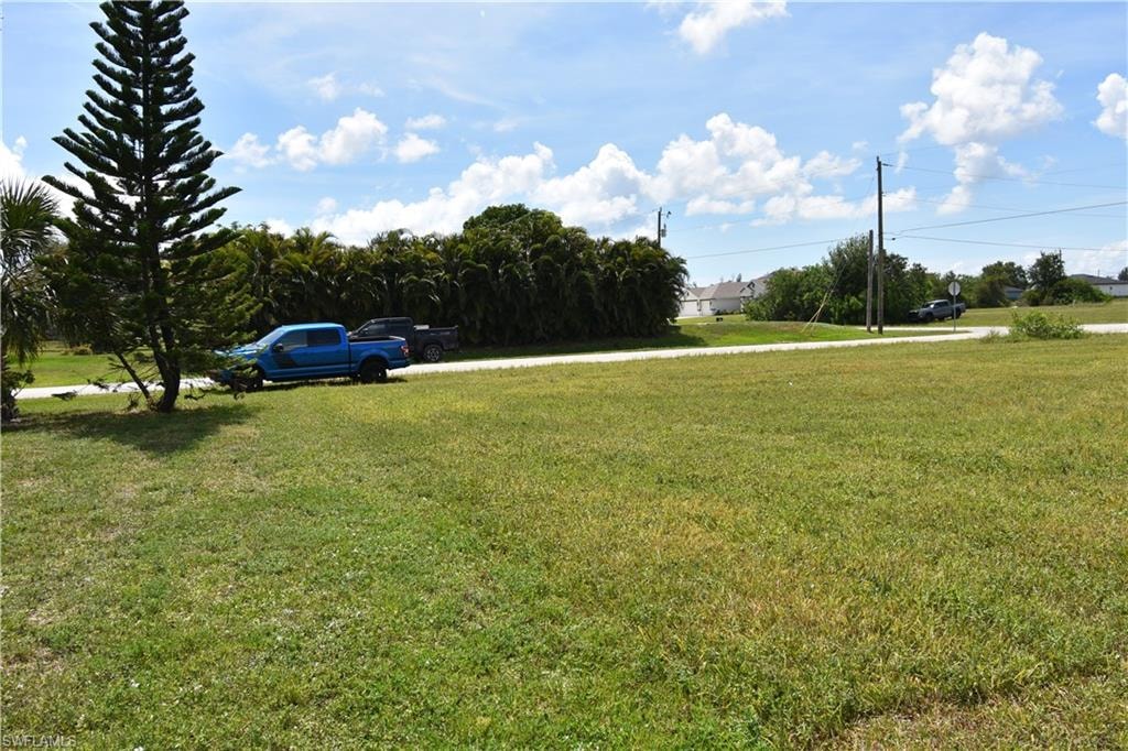 2480 NW 8th TER photo 8