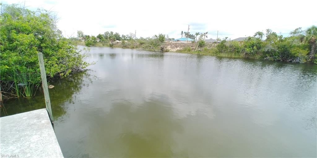 Wide navigable canal