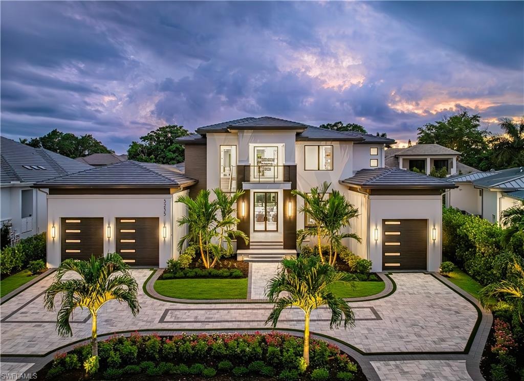 3235 REGATTA RD