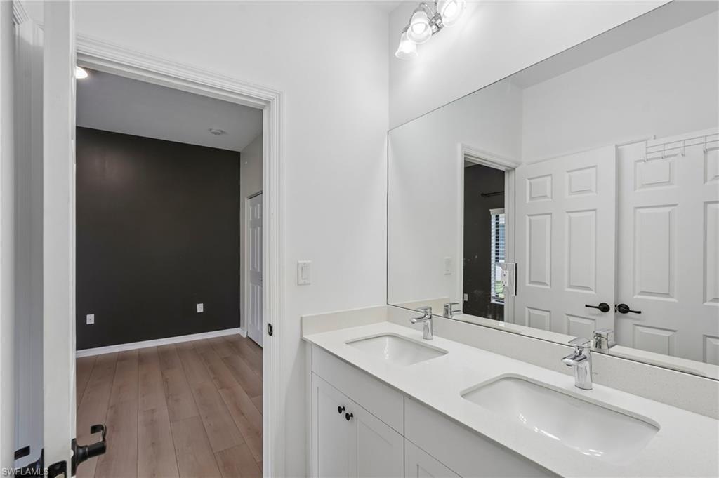 5026 Florence DR photo 11