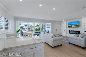 2100 Gulf Shore BLVD N 120 photo 17