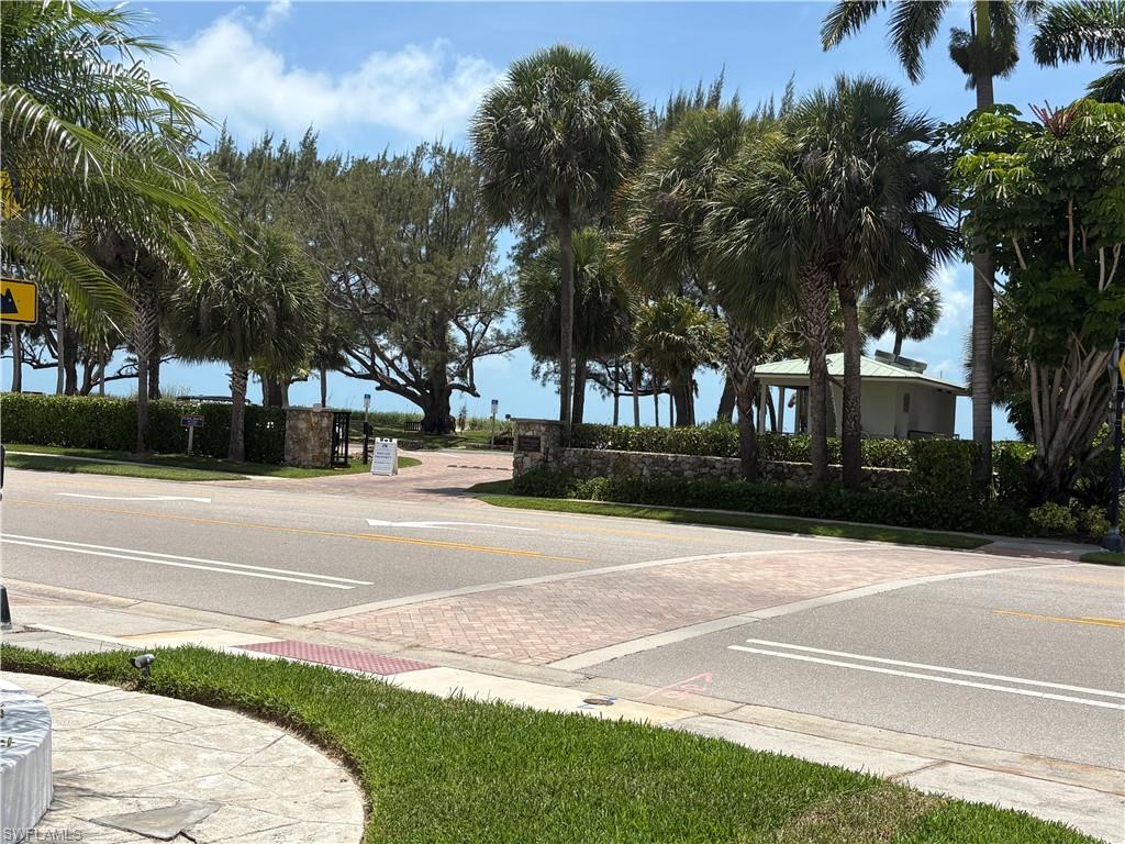 2100 Gulf Shore BLVD N 120 photo 30