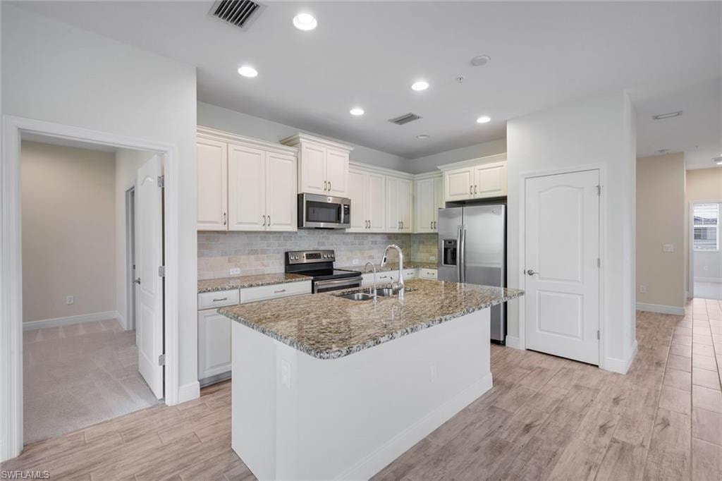 2343 Sheen LN 405 photo 6