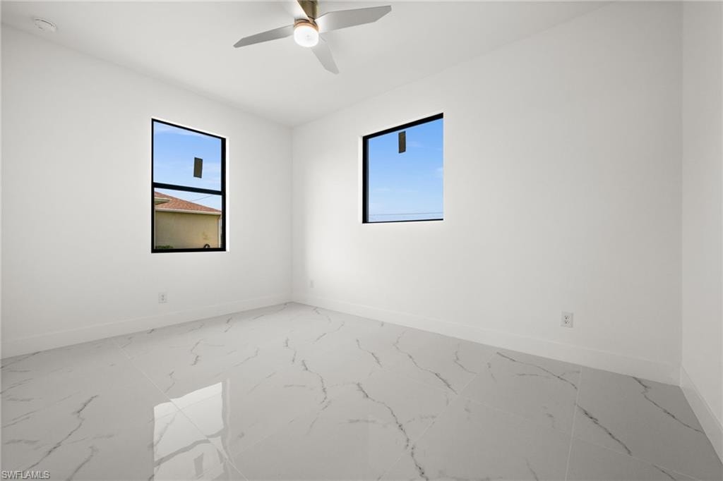 409 25TH PL photo 28