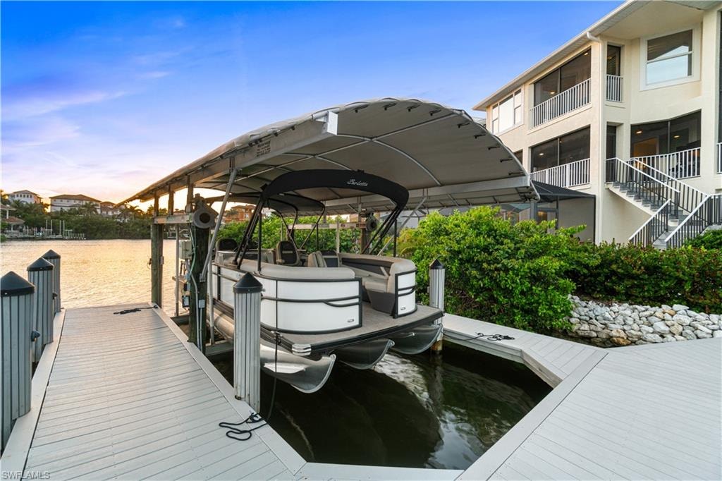 225 Bayfront DR
