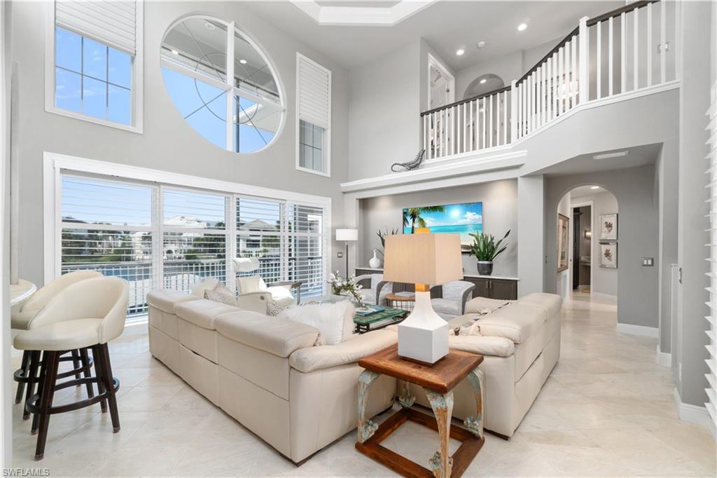 225 Bayfront DR