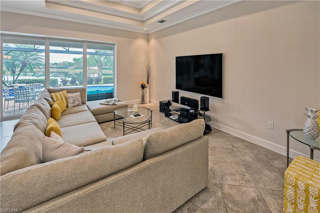 Living room with crown molding